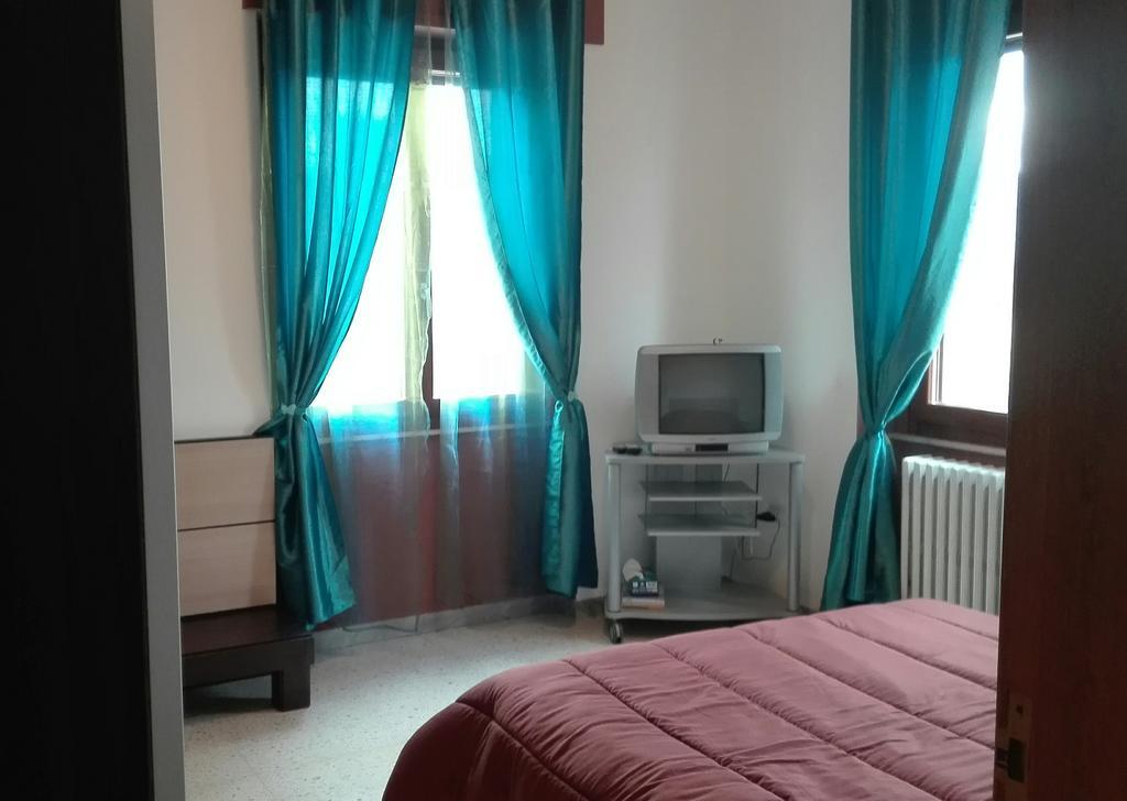 B&B River Асколи Пичено Екстериор снимка